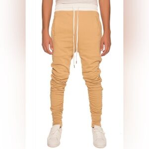 Lifted Anchors
The Stockton 2 Super Stack Sweats in Tan
Men